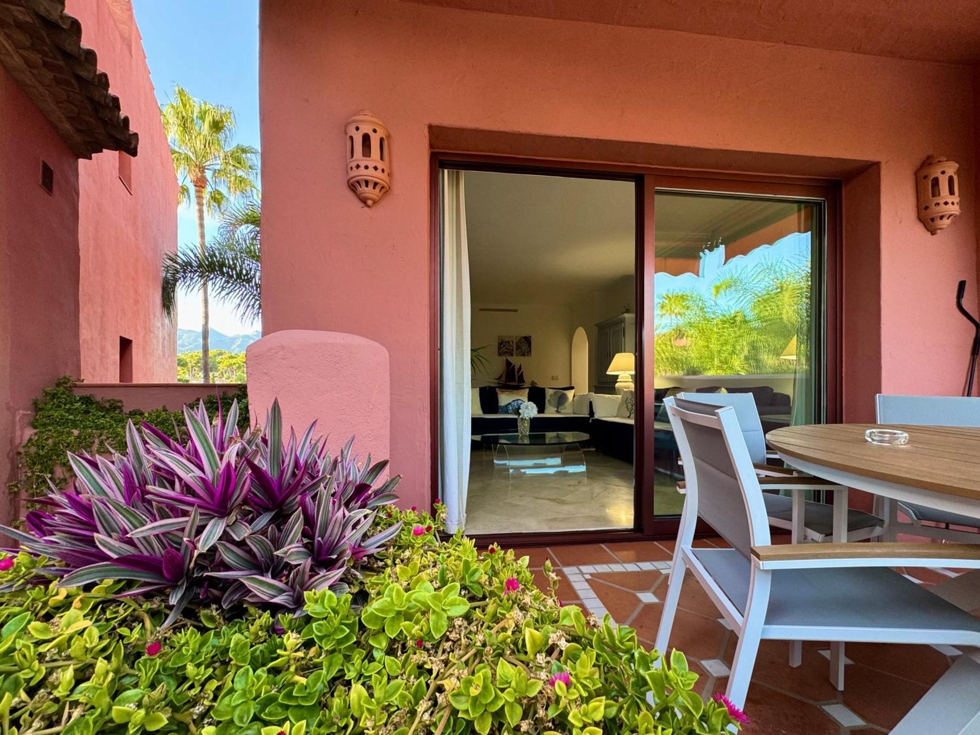 Apartamento Marbella Alicate Beach Ngoại thất bức ảnh
